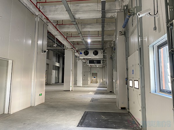 建造食品生產(chǎn)工廠冷藏庫造價大概多少錢一平方米？